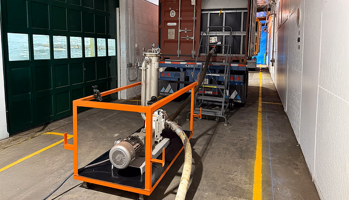 warehouse bay, transloading pumping equipment